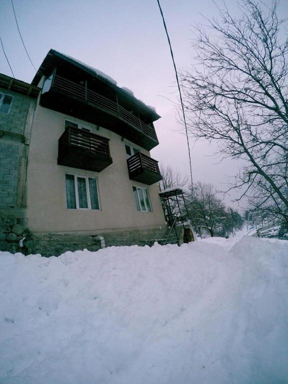 Spardishi Guesthouse room 2