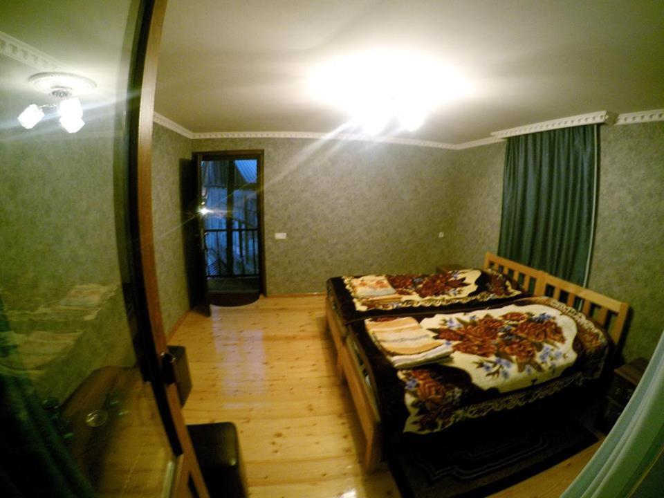 Spardishi Guesthouse room 3